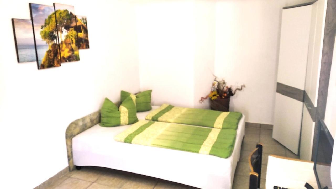 Hostel Maros Gyor Ngoại thất bức ảnh